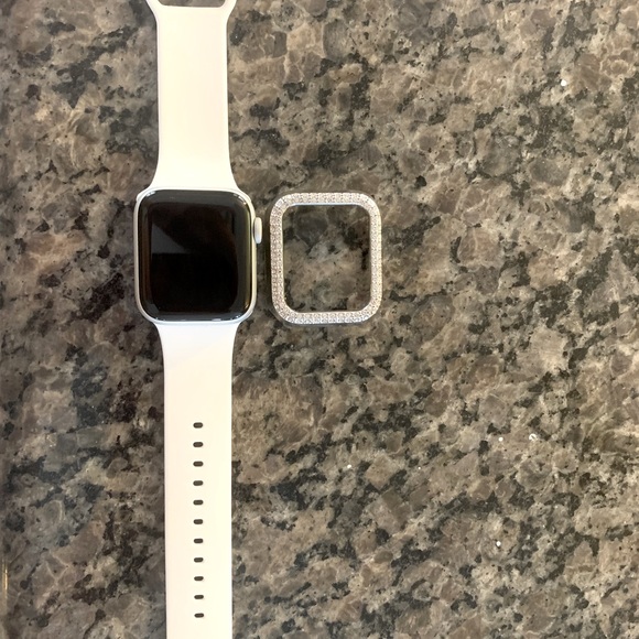 Apple Watch Series 5 40MM main image 4
